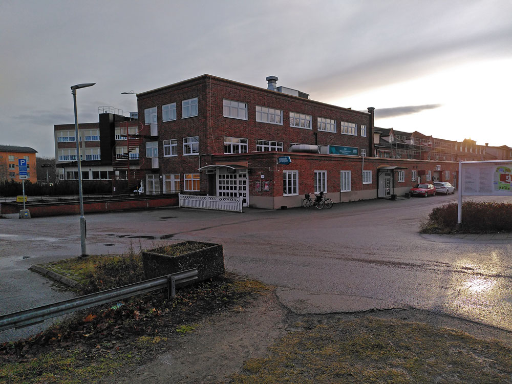 Ekebybruk 6M sett från Vänortsgatan